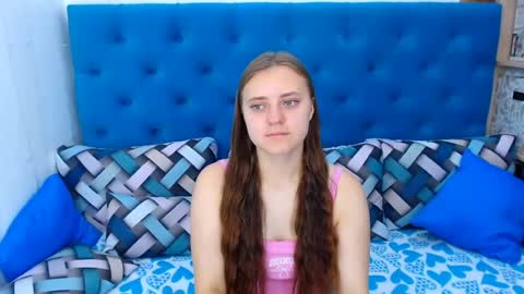 arinabelle online show from July 18, 2026, 2:32 pm