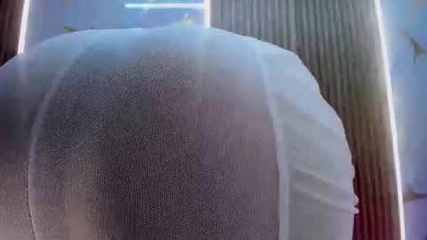 aris_logan online show from July 20, 2026, 5:33 am