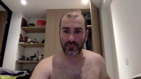 aristi11 online show from May 1, 2026, 6:07 am