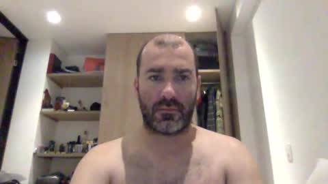 aristi11 online show from May 4, 2026, 4:19 am