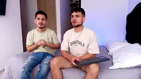 Aron Santoro online show from July 8, 2026, 3:16 pm