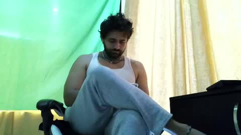 aronmiller online show from July 11, 2026, 12:19 pm