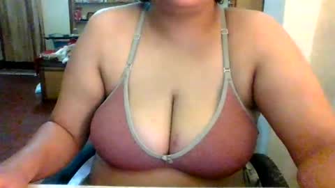 aryaastaark18 online show from July 22, 2026, 7:27 pm