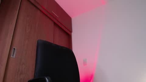 ximena online show from May 14, 2026, 12:06 am