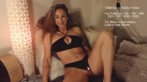 Aryiiana Aryiia online show from July 13, 2026, 9:56 am