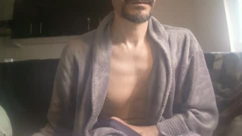 Snapshot of ash590 chatting on May 12, 2026, 5:48 am Ash590 online show from May 12, 2026, 5:48 am