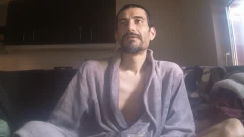 Snapshot of ash590 chatting on May 17, 2026, 5:27 am Ash590 online show from May 17, 2026, 5:27 am