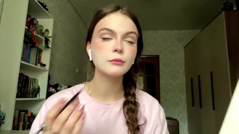 Eva online show from July 6, 2026, 7:38 am