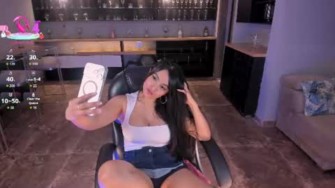 Ashley Jhonson  online show from July 7, 2026, 1:37 pm