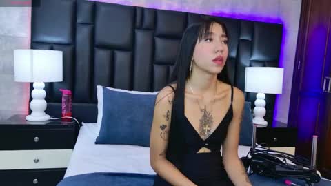 AshleyRoberh online show from May 9, 2026, 7:52 pm