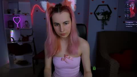 Ashli  online show from April 20, 2026, 12:08 pm