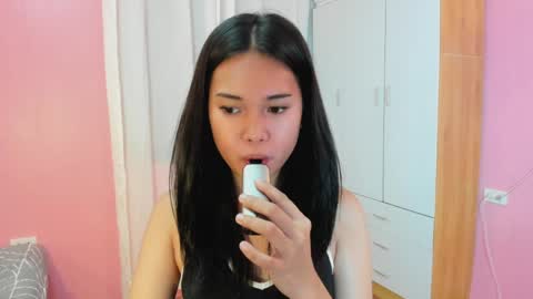 Cecily online show from April 2, 2026, 8:12 am