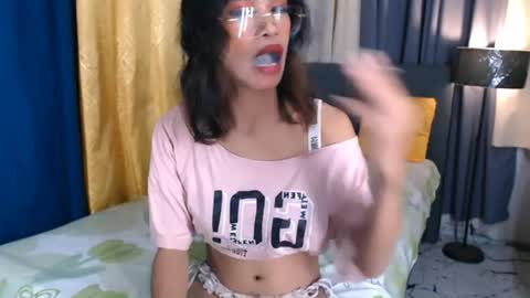 asian_hotsexy online show from June 25, 2026, 5:12 am