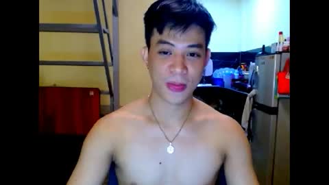 asiandreamboyx online show from June 11, 2026, 2:53 am