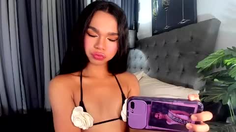 asianpetiteprincess online show from May 19, 2026, 10:43 am