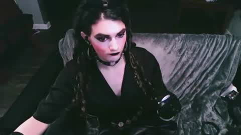 asphodel_snowbunny online show from July 15, 2026, 8:47 pm