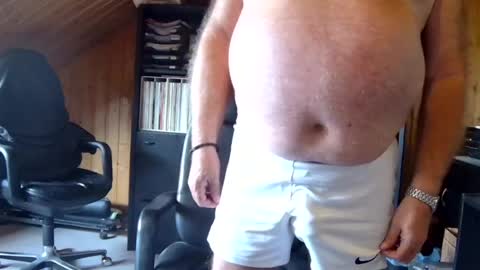 asusandy online show from July 17, 2026, 7:37 am