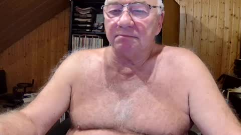 asusandy online show from July 21, 2026, 10:23 pm
