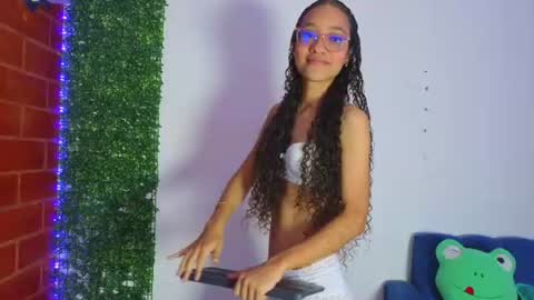 Athenea online show from June 4, 2026, 6:52 am