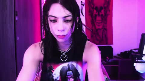 Snapshot of atheneoo_ chatting on June 8, 2026, 5:30 am athenauwu online show from June 8, 2026, 5:30 am
