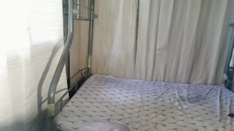 aubrey_xx online show from August 5, 2026, 2:47 am
