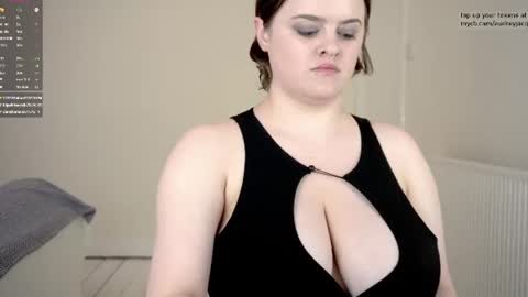 Audrey Jacq online show from July 25, 2026, 6:05 pm