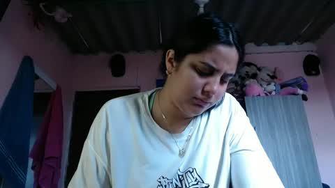 auroa_0785 online show from July 29, 2026, 6:50 pm
