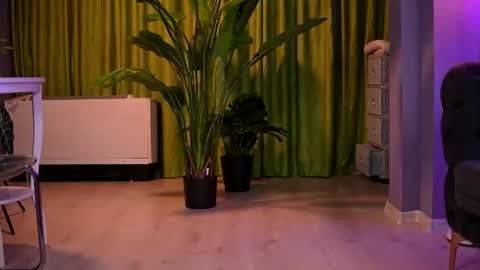 Snapshot of ava_solis chatting on July 3, 2026, 8:48 pm Ava online show from July 3, 2026, 8:48 pm
