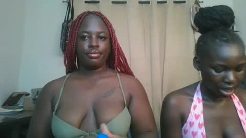 avian_babe1 online show from June 25, 2026, 1:38 am