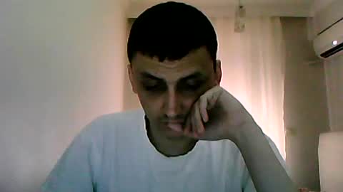 awesenheit online show from July 3, 2026, 4:52 am