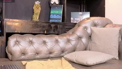 Axel  online show from May 5, 2026, 8:17 pm