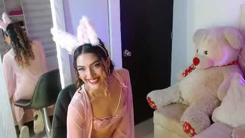 AYLEEN    online show from July 19, 2026, 2:37 am