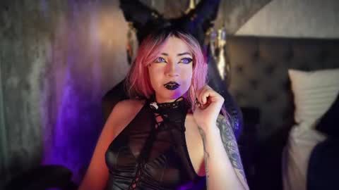 Aylen online show from June 24, 2026, 6:40 pm
