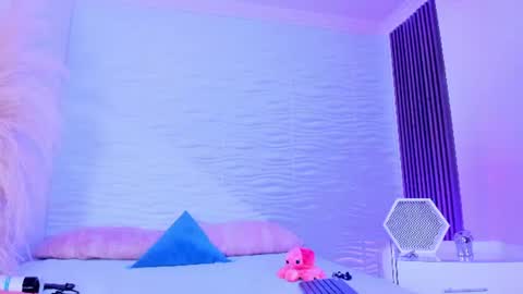 aylinlove_ online show from July 5, 2026, 11:28 am