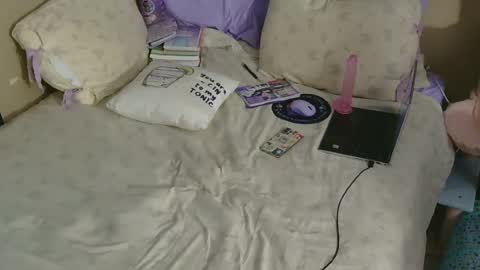 Snapshot of aznp1ea5er chatting on August 6, 2026, 2:24 am aznp1ea5er online show from August 6, 2026, 2:24 am
