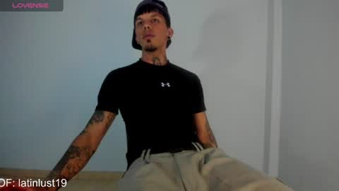 OF GxoXabs online show from July 22, 2026, 3:42 am