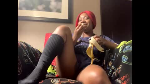baby_tsunami online show from December 25, 2024, 4:54 am