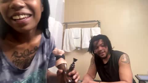 baby_tsunami online show from February 24, 2025, 4:27 am
