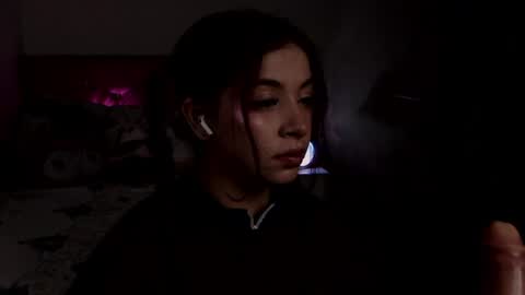 kathisaenz  online show from June 17, 2026, 9:23 am