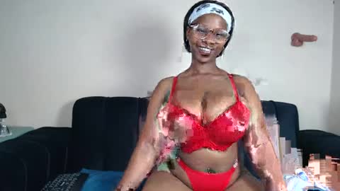 babyluciax online show from July 12, 2026, 4:09 pm
