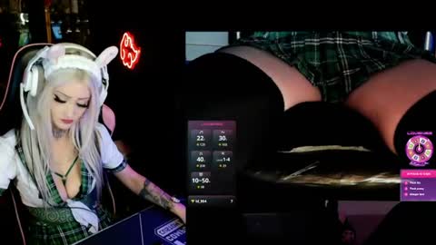 badd0ll online show from June 22, 2026, 3:42 pm