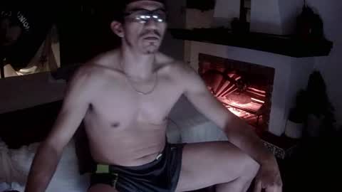 Mexican livin Off the Wall online show from June 10, 2026, 8:46 am