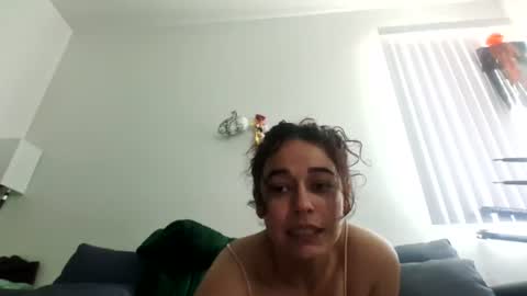 badlil3m online show from June 17, 2026, 10:21 pm