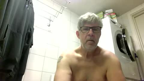 baggelina75 online show from June 5, 2026, 3:46 am