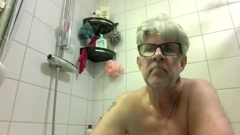 baggelina75 online show from June 8, 2026, 6:41 pm