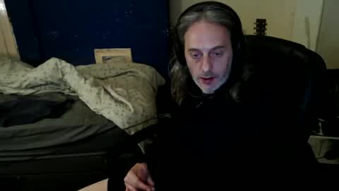 bangintoleather online show from April 30, 2026, 2:18 am
