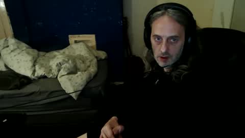 bangintoleather online show from May 4, 2026, 2:07 am