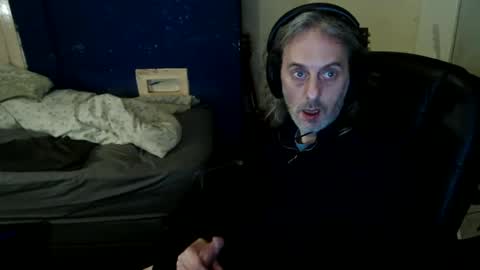 bangintoleather online show from May 6, 2026, 2:19 am