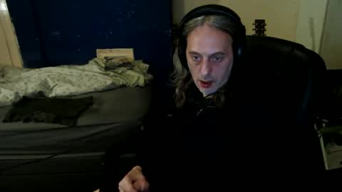bangintoleather online show from May 9, 2026, 3:01 am