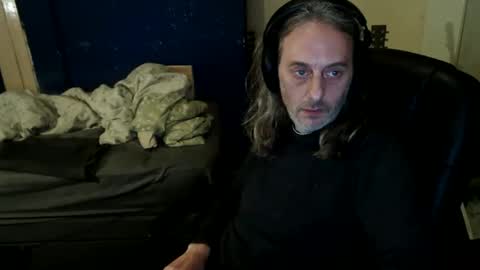 bangintoleather online show from May 19, 2026, 1:11 am